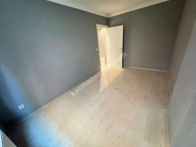 Altıntepe'de 6 Yıllık 1.Kat Ayrı Mutfak Balkonlu 1+1 27