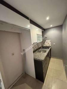 Altıntepe'de 6 Yıllık 1.Kat Ayrı Mutfak Balkonlu 1+1 19