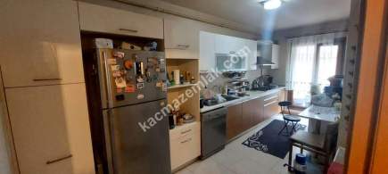 Altıntepe Sahilde Bostancıya Sınır Gövenlikli Sitede 3+ 3