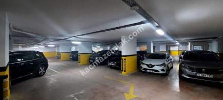 Altıntepe Sahilde Bostancıya Sınır Gövenlikli Sitede 3+ 18