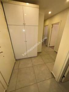 Altıntepe Sahilde Minibüs Yoluna 3.Binada Geniş 3+1 32