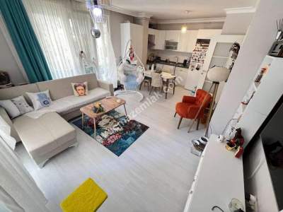 Altıntepe'de Genç Binada, Ön Cepheli 2+1 16