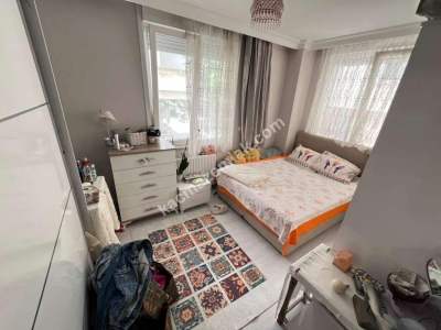 Altıntepe'de Genç Binada, Ön Cepheli 2+1 20