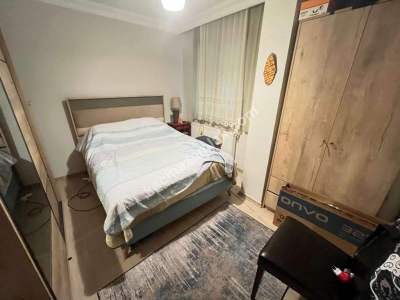 Altıntepede Minibüse 1 Dk Ayrı Mutfaklı Bahçeli 2+1 16