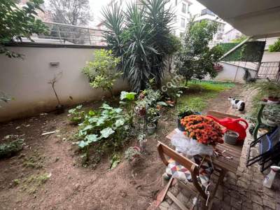 Altıntepede Minibüse 1 Dk Ayrı Mutfaklı Bahçeli 2+1 24