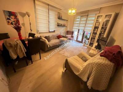 Altıntepede Minibüse 1 Dk Ayrı Mutfaklı Bahçeli 2+1 11