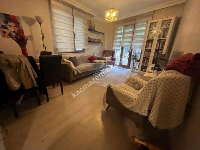 Altıntepede Minibüse 1 Dk Ayrı Mutfaklı Bahçeli 2+1 8