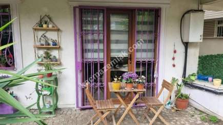 Altıntepede Minibüse 1 Dk Ayrı Mutfaklı Bahçeli 2+1 40