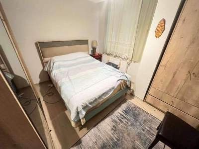 Altıntepede Minibüse 1 Dk Ayrı Mutfaklı Bahçeli 2+1 20