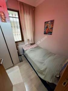 Altıntepede Minibüse 1 Dk Ayrı Mutfaklı Bahçeli 2+1 26