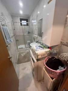 Altıntepe 63'De Ön Cephe Çok Ferah Özel Bahçeli 2+1 18