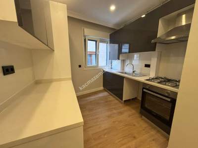 Merkezi Lokasyonda Sıfır Yapıda Ara Kat Ön Cephe 3+1 3