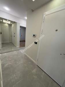 Merkezi Lokasyonda Sıfır Yapıda Ara Kat Ön Cephe 3+1 22