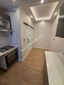 Merkezi Lokasyonda Sıfır Yapıda Ara Kat Ön Cephe 3+1 5