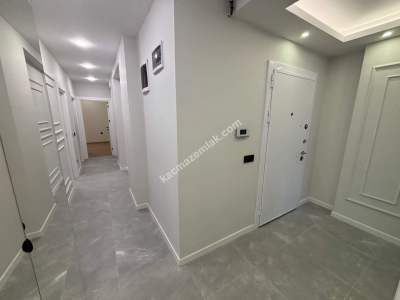 Merkezi Lokasyonda Sıfır Yapıda Ara Kat Ön Cephe 3+1 29