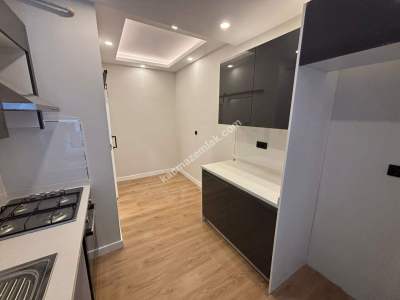 Merkezi Lokasyonda Sıfır Yapıda Ara Kat Ön Cephe 3+1 4