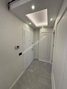 Merkezi Lokasyonda Sıfır Yapıda Ara Kat Ön Cephe 3+1 27