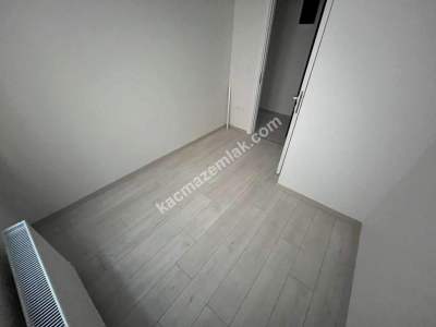 Altıntepe Caddeye Yakın Sıfır Arakat 2+1 12