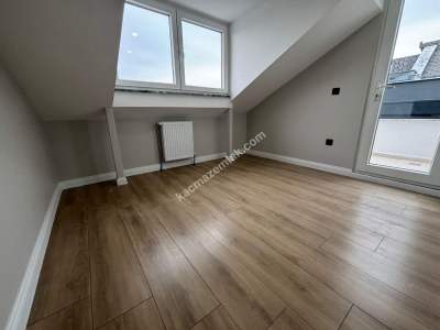 Altıntepe De Deniz Manzaralı Ön Cephe 3+1 Dubleks 18