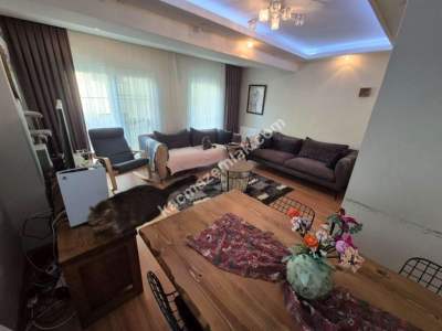 Altıntepe De Ulaşıma Yakın 10 Yıllık Binada Y.giriş 2+1 1