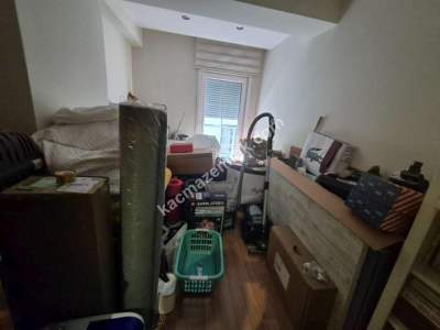 Altıntepe De Ulaşıma Yakın 10 Yıllık Binada Y.giriş 2+1 20