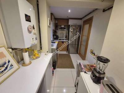 Altıntepe De Ulaşıma Yakın 10 Yıllık Binada Y.giriş 2+1 6