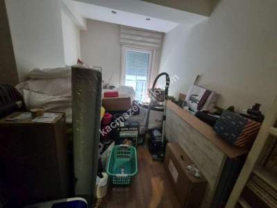 Altıntepe De Ulaşıma Yakın 10 Yıllık Binada Y.giriş 2+1 12