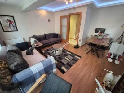 Altıntepe De Ulaşıma Yakın 10 Yıllık Binada Y.giriş 2+1 10