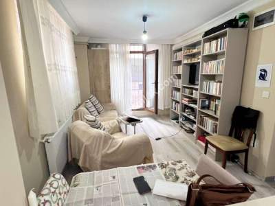 Altıntepe 63'De Marmaraya Yakın Ön Cephe Balkonlu 1+1 4