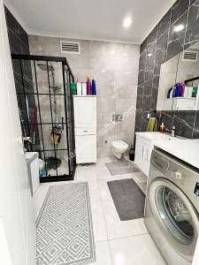 Galipbeyde 5 Yıl 1.Kat 95 M2 Lüks 3+1 Satılık Daire 12