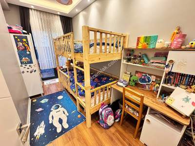 Galipbeyde 5 Yıl 1.Kat 95 M2 Lüks 3+1 Satılık Daire 25