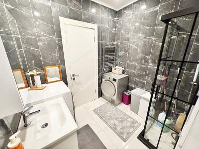 Galipbeyde 5 Yıl 1.Kat 95 M2 Lüks 3+1 Satılık Daire 23