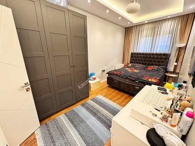 Galipbeyde 5 Yıl 1.Kat 95 M2 Lüks 3+1 Satılık Daire 18