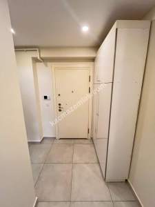 Sahilde 1.Kat 100 M2 Ebeveynli Boş Lüks 3+1 Daire 8