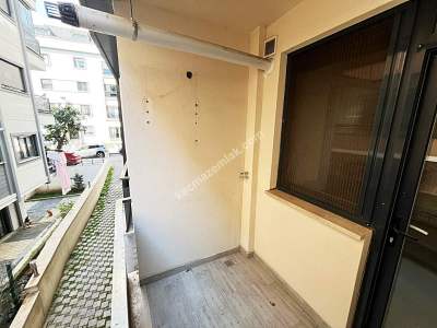 Sahilde 1.Kat 100 M2 Ebeveynli Boş Lüks 3+1 Daire 7