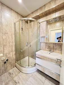 Sahilde 1.Kat 100 M2 Ebeveynli Boş Lüks 3+1 Daire 24