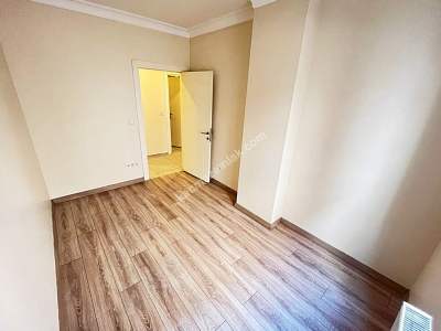 Sahilde 1.Kat 100 M2 Ebeveynli Boş Lüks 3+1 Daire 6