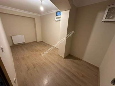 Metroya 3 Dk 2+1 Bahçe Katı Ayrı Mutfaklı 13