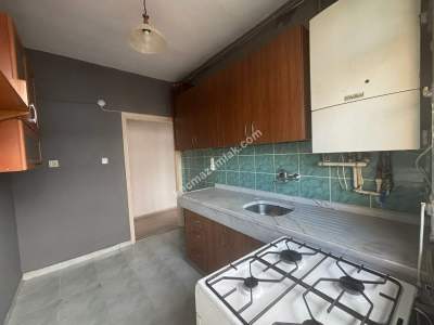 Maltepe Bağlarbaşı'nda Şahane Lokasyonda Satılık 3+1 D 11