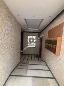 Kaçmazdan Maltepe Bağlarbaşın'da İçi Boş 2+1 Satılık 15