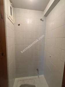 Maltepe Cevizlide Oldukça Geniş Kısmen Tadilatlı Satılı 16