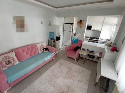 İdealtepe Mopaşta Ön Cephe 2+1 Boş Taşınmaya Uygun 1