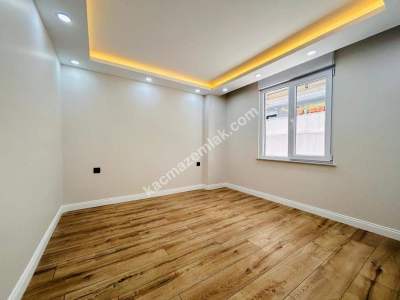 İdealtepe'de Yeni Bina'da Özel Bahçeli 2+1 75M² !!! 22