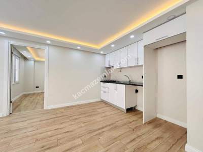 İdealtepe'de Yeni Bina'da Özel Bahçeli 2+1 75M² !!! 6