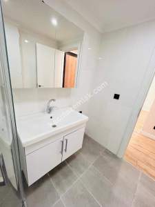 İdealtepe'de Yeni Bina'da Özel Bahçeli 2+1 75M² !!! 30