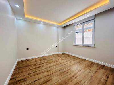 İdealtepe'de Yeni Bina'da Özel Bahçeli 2+1 75M² !!! 15