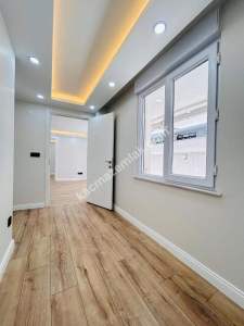 İdealtepe'de Yeni Bina'da Özel Bahçeli 2+1 75M² !!! 25