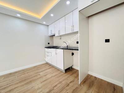 İdealtepe'de Yeni Bina'da Özel Bahçeli 2+1 75M² !!! 4