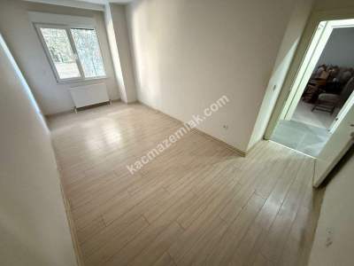 İdealtepe Sahil'de Ön Cephe 2+1 97M² 15