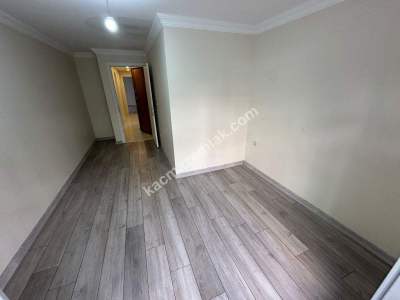 Yüksek Giriş 4 Yıllık Bahçe Kullanımlı 2+1 15